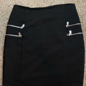 Black pencil fitted skirt!